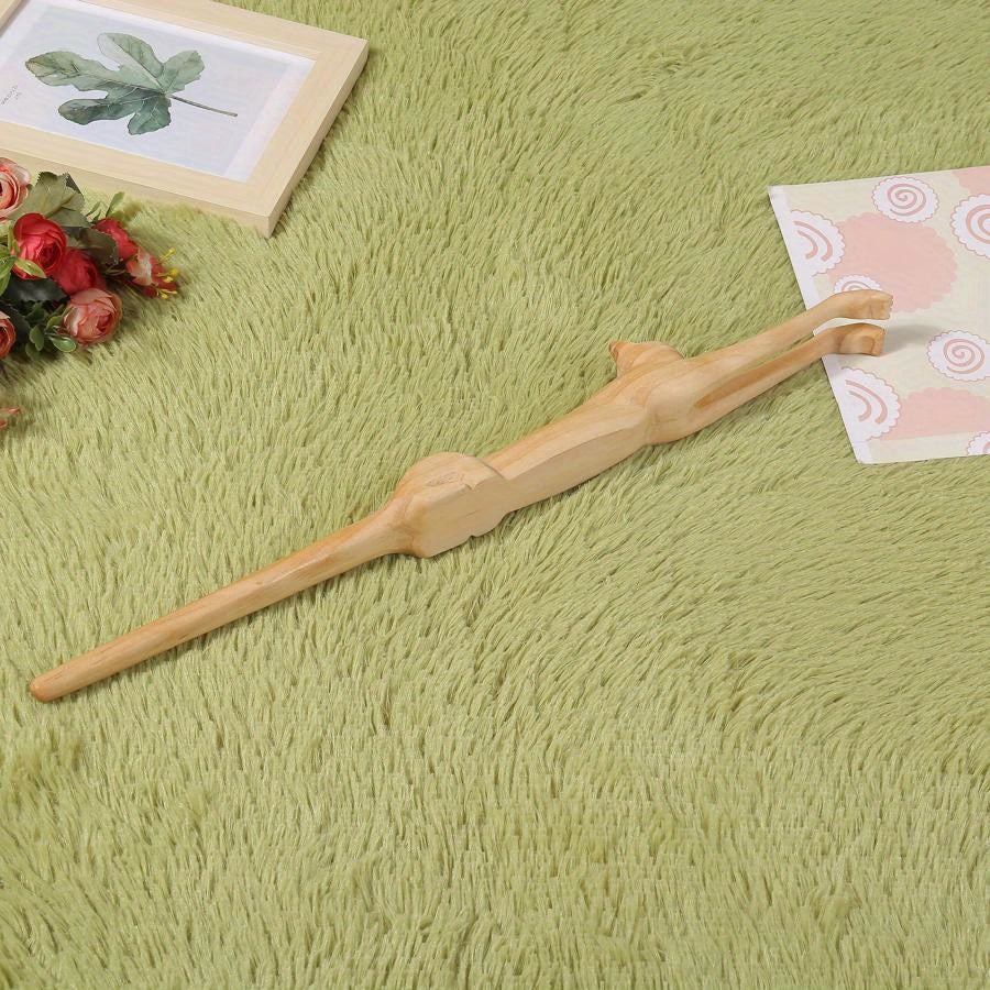 Handcrafted Wooden Cat Back Scratcher - 3D Cat-Shaped Anti-Itch Massager, Plastic-Free Natural Wood Back & Shoulder Massager for Home Office Use, Stress & Muscle Tension, Back Massager, Playful Design, Smooth Finish