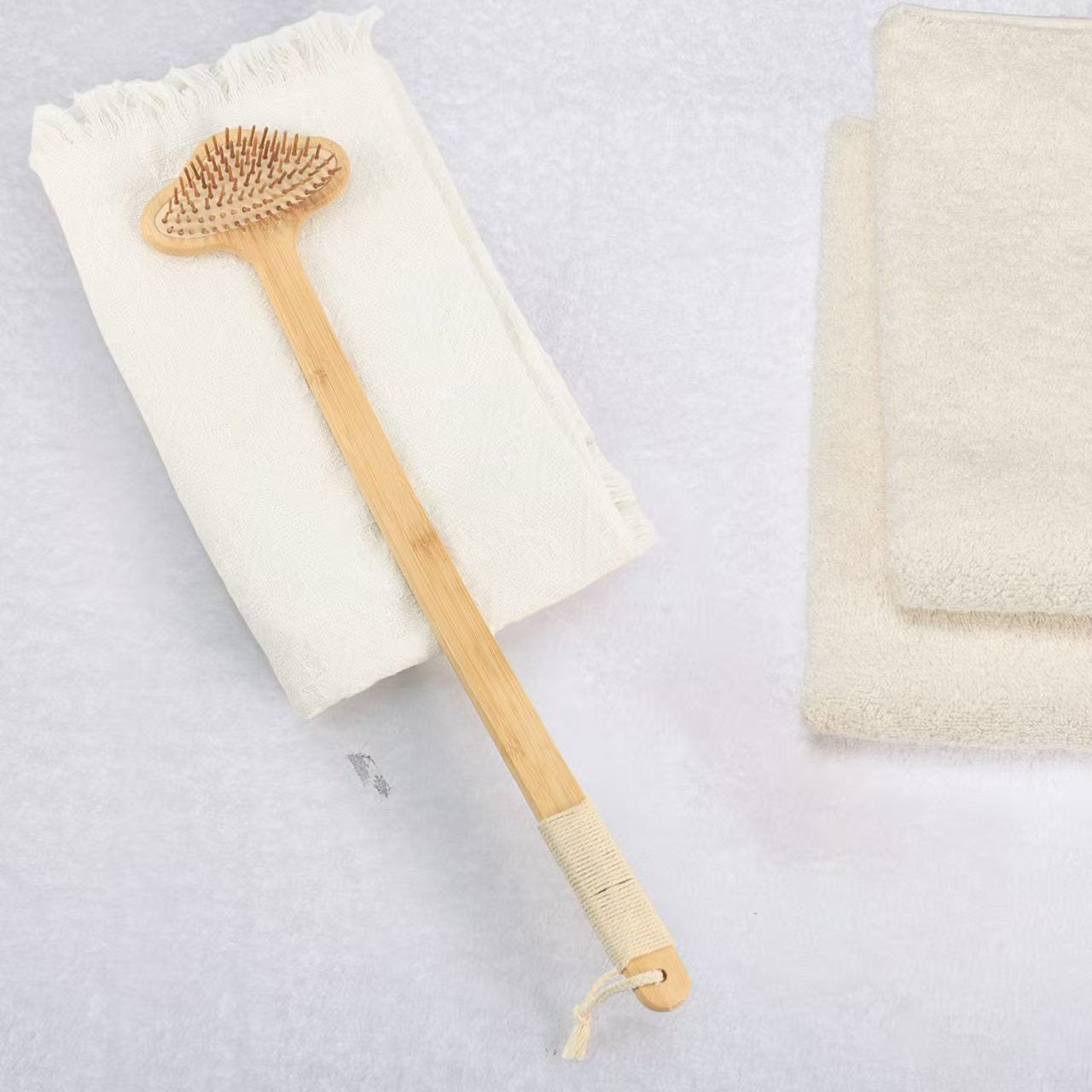 22'' Extra-Long Bamboo Back Scratcher & Massager - 2-in-1 Ergonomic Handle, Gentle Light Beige-Friendly for Adults, Pregnant Women & Elderly - Durable Natural Body Care Tool, Back Massager