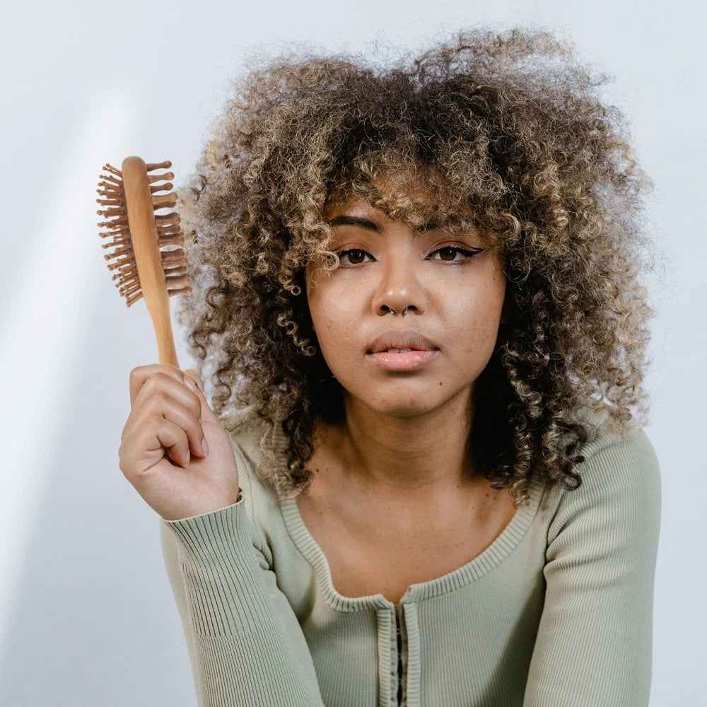 Massage Comb Travel -finger Massaging Hair Scratcher for Scalp