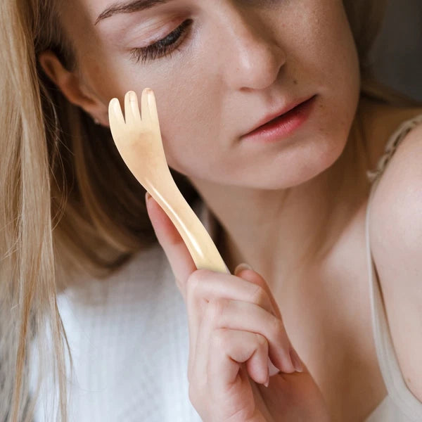 Three-claw Massage Brush Massager Scalp Scratcher Hair Comb