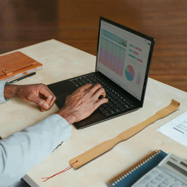 3 Piece 17 Inch Traditional Bamboo Wood Back Scratchers Plus Travel Size Back...